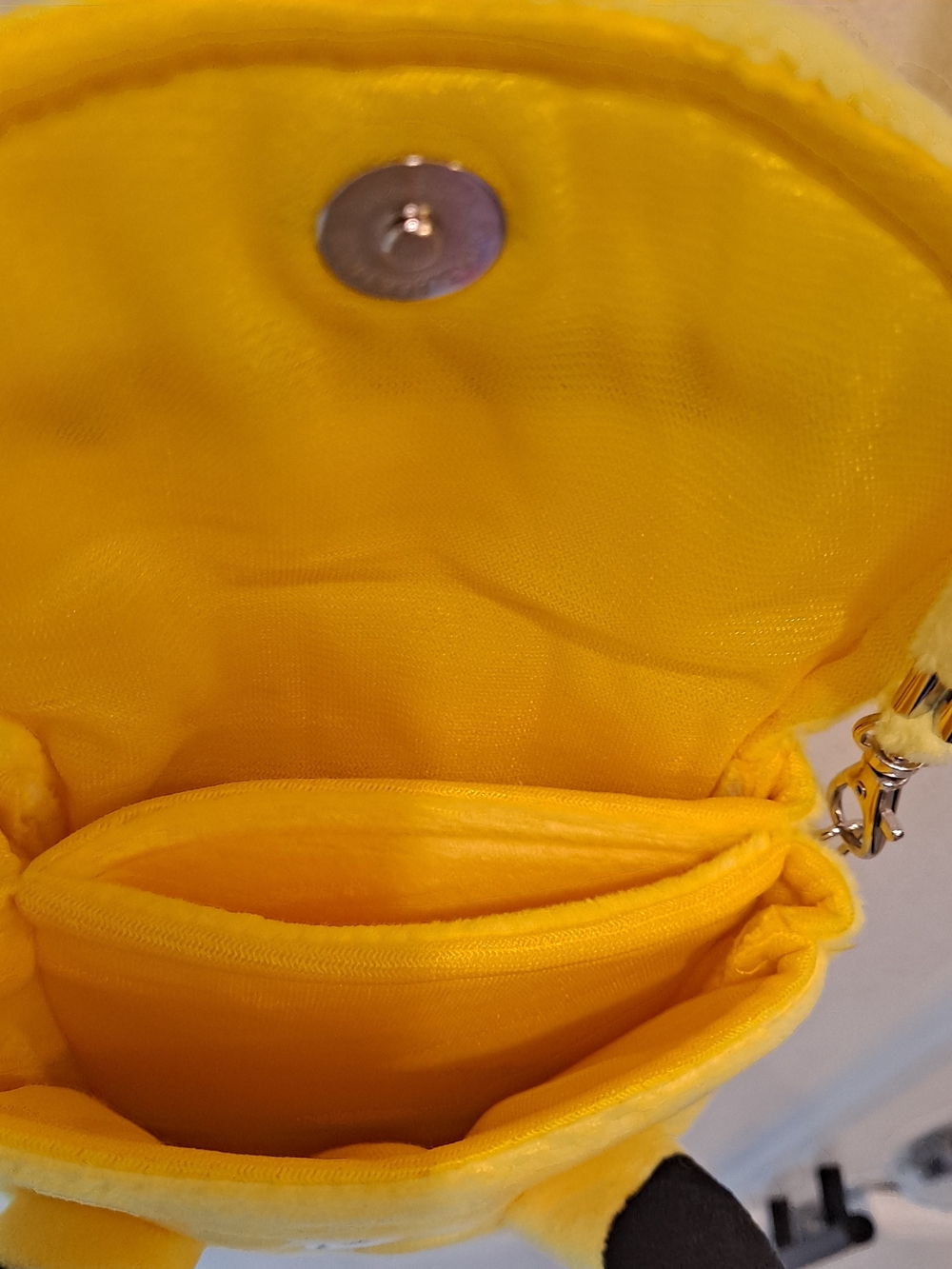 Pokemon Pikachu Plush Crossbody Bag - Yellow Trading Card Phone Essentials Bag - Picture 7 of 10